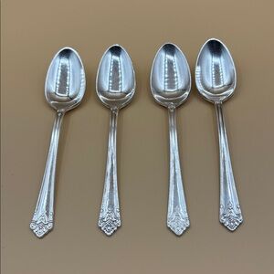 1847 Rogers Bros (IS) Her Majesty - Four Teaspoon #1